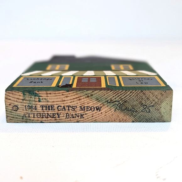 Cat’s Meow Village Vintage Signed 1984 Attorney & Bank Green House Shelf Sitter - Picture 7 of 9